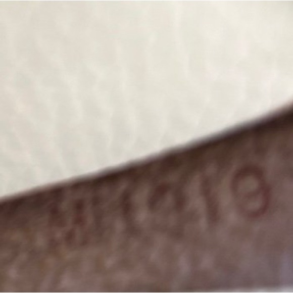 Authentic Louis Vuitton Sac Plat Tote Bag GM size in Monog Canvas - Picture 6 of 12